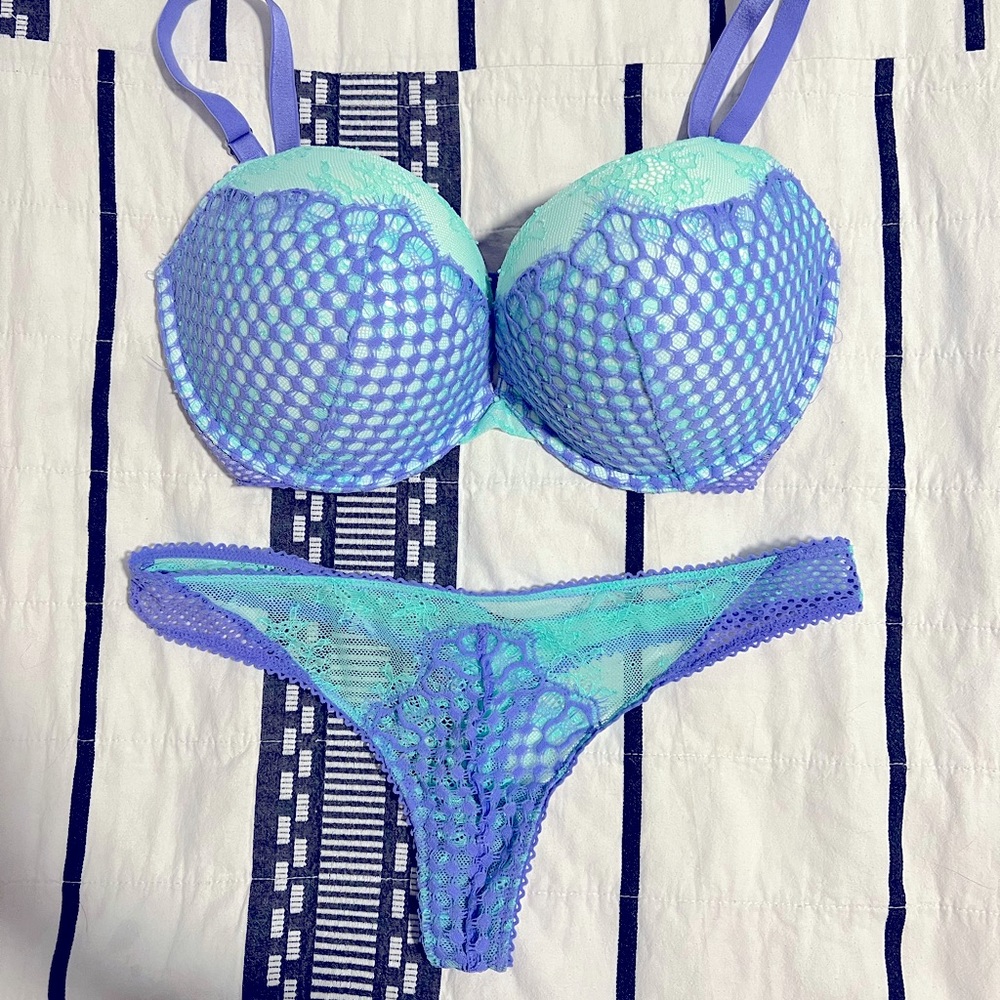 Victoria’s Secret Very Sexy Push Up bra and set